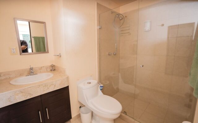 JUUB Luxury 3 Bedroom House at Playa diamante