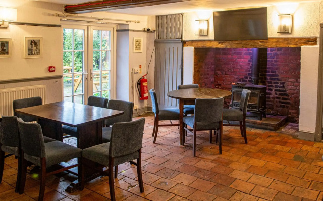 Sutton Staithe Hotel