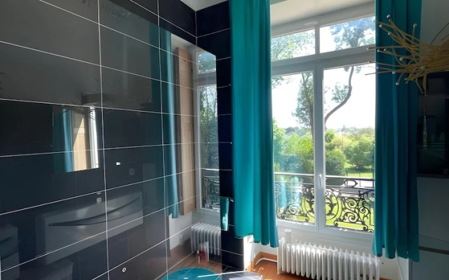 Estate in Saint-pavace Near Le Mans Circuit