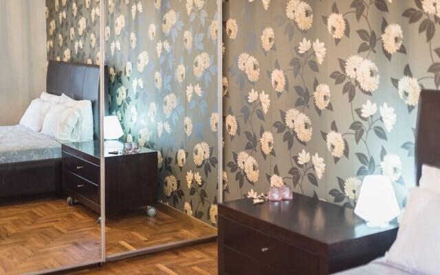 Keramikos Flower Power Residence