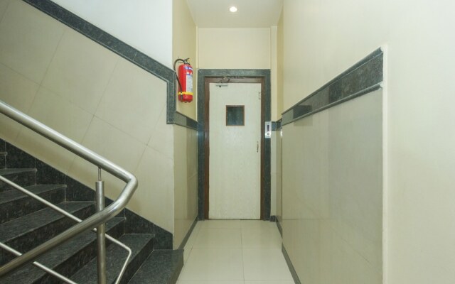 OYO Flagship 18893 Hotel Shweta