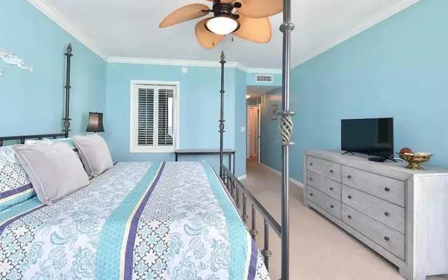 Silver Beach Towers 1003 West