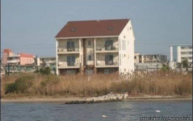 Seacrets Hotel