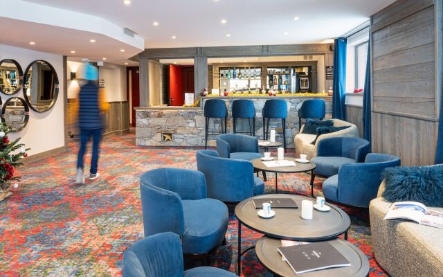 Hotel L'aigle Du Montana By Les Etincell