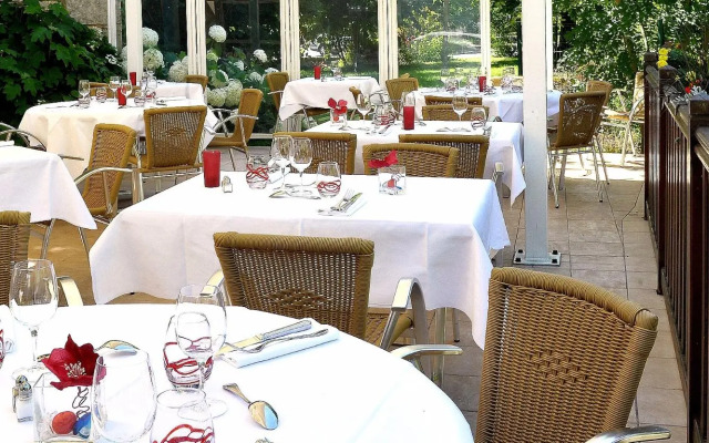 Logis Le Cheval Blanc et Clovis