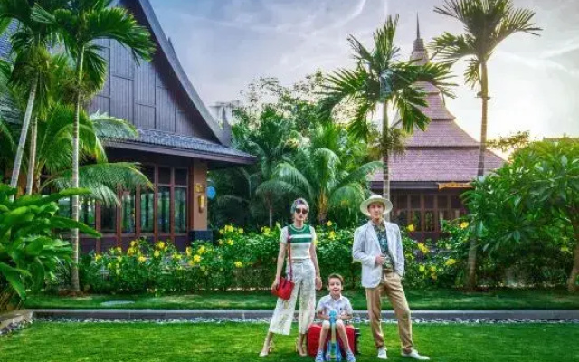 Mangrove Tree Resort World Sanya Bay - King and Queen Palm Towers