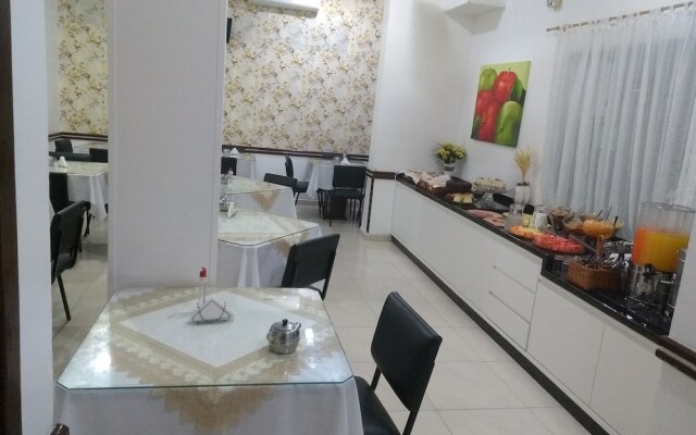 Master Hotel