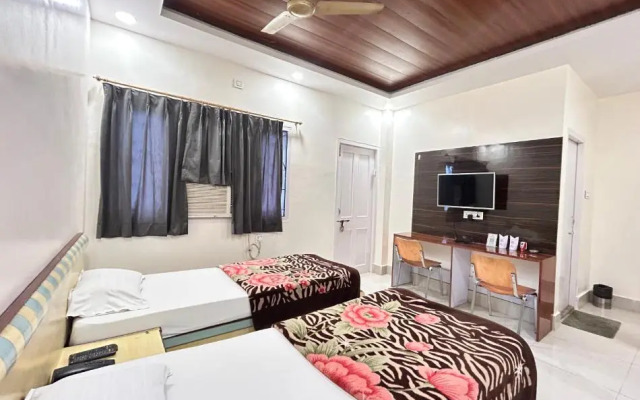 Hotel Debarshi by OYO Rooms