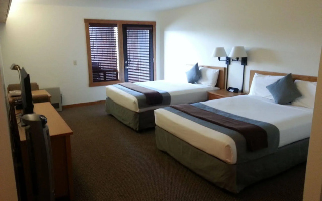 Harbor Lite Lodge