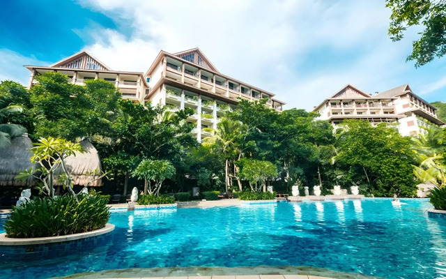Shixishu Jianguo Yalong Bay Resort Hotel