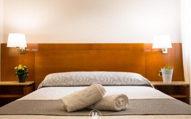 Hostal Cortes