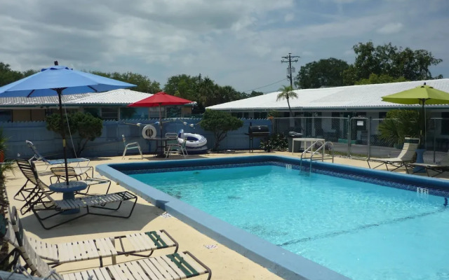 Palm Court Motel