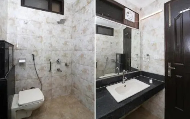 Pitampura Metro Station By OYO Rooms