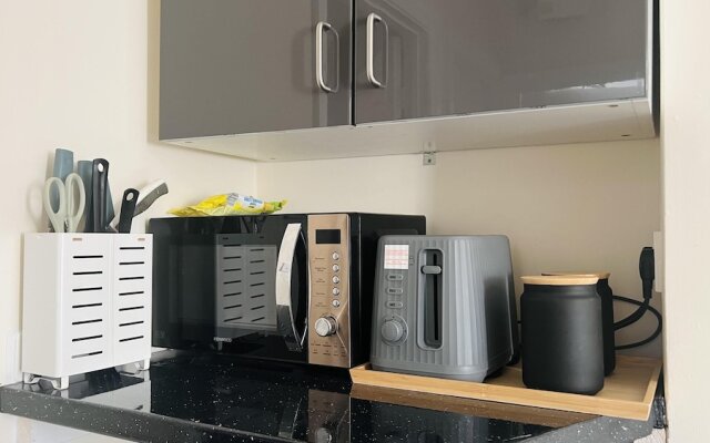 Impeccable 1 Bedroom Flat in Central London