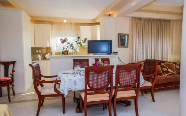 Verga Majestic Sunsets - Villa Close to the Beach