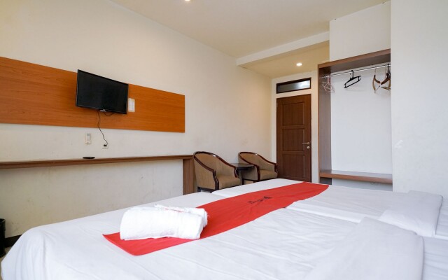 RedDoorz Near Braga Street