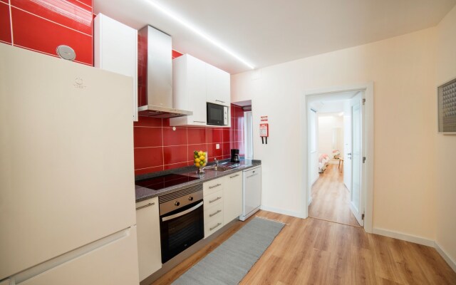 Lis Apartments