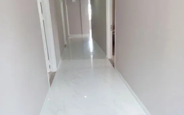 Lufeng Yingfei Art Hostel Apartment