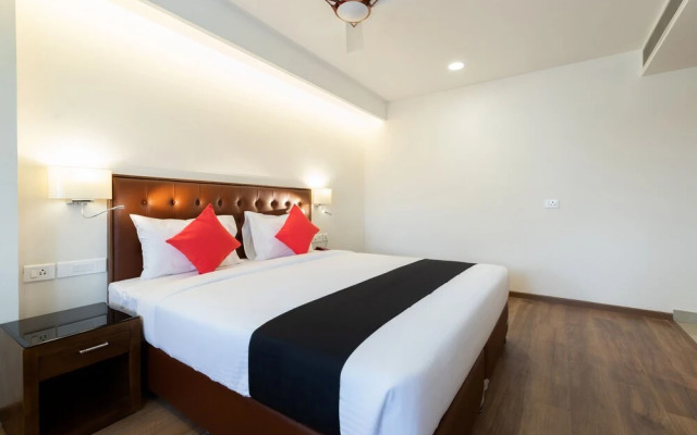 Capital O 43703 Thechi Hotels