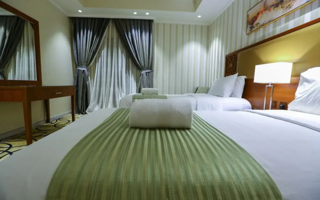 Lotaz Hotel Suites Al Salamah