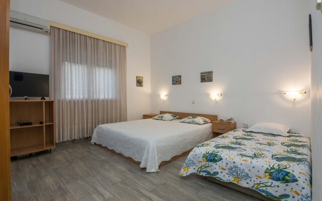 Awesome Home in Vir With Wifi and 5 Bedrooms