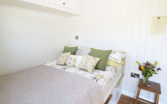 The Laburnum Retreat
