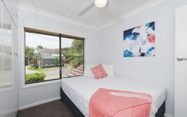 Sandy Point Road, 98, Eden by the Bay