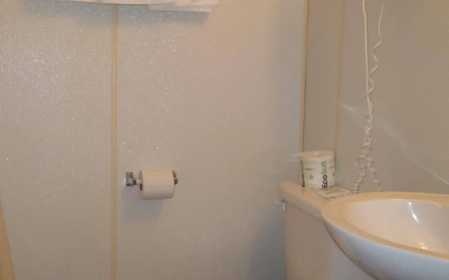 Sudbury Court Motel and RV Park