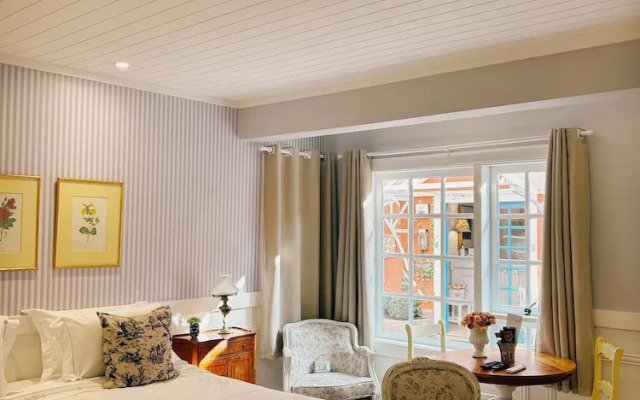 Hotel La Belle Provence