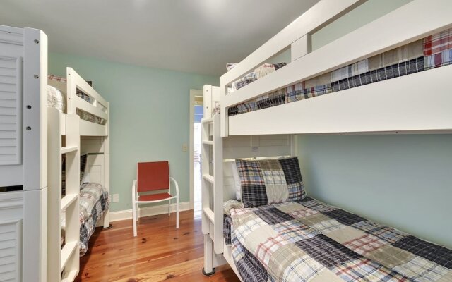 12 Ibis Holiday Home