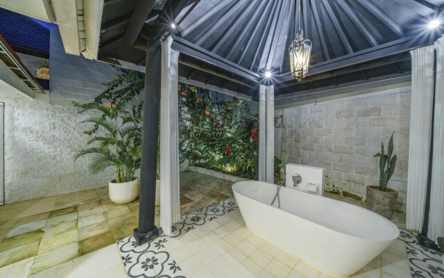 Villa Kelapa Putih