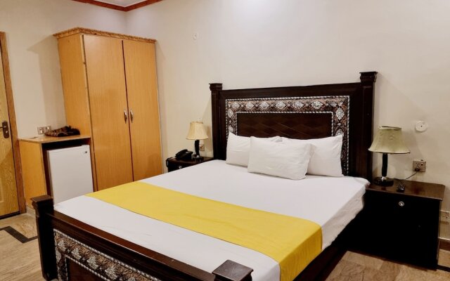Royal Pakeeza Hotel