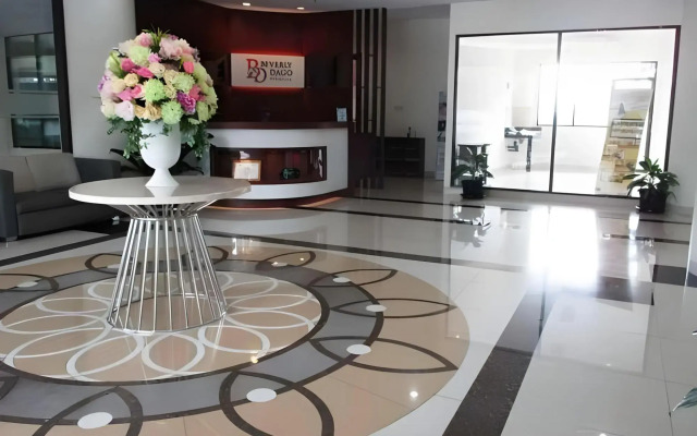 Beverly Dago Apartment