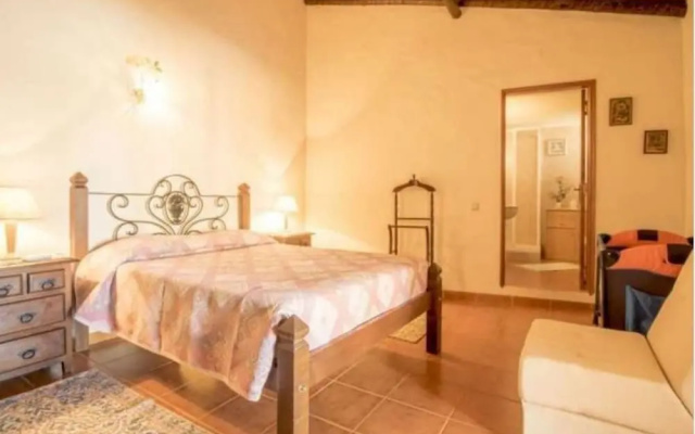 Villa - 6 Bedrooms with Pool and WiFi - 103920