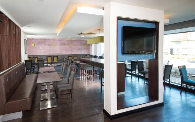 Holiday Inn Express Cambridge-Duxford M11, Jct.10 by IHG