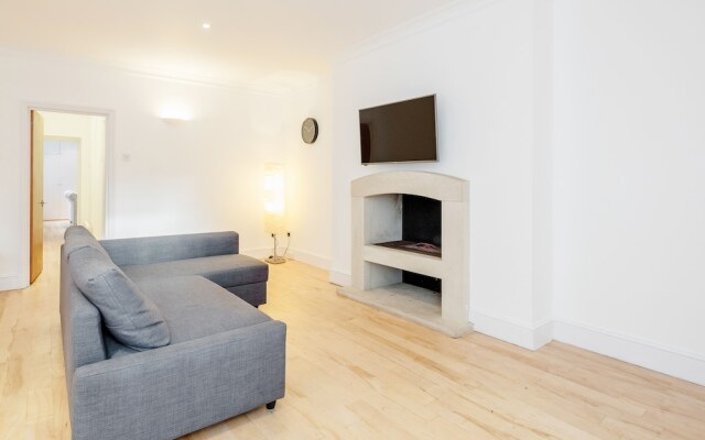 Nevern Sq 2 Bed 2 Bath Cromwell