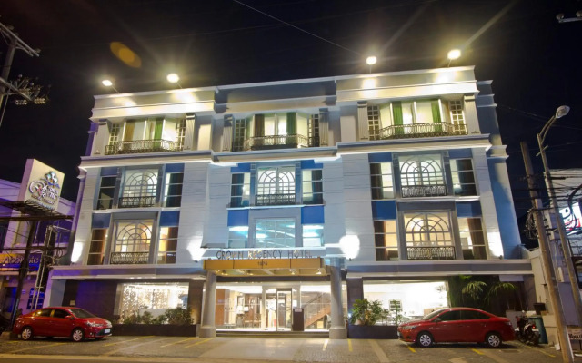 Crown Regency Hotel Makati