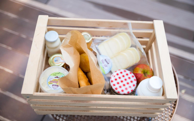 MAGNOLIA HOUSE by the RIVER