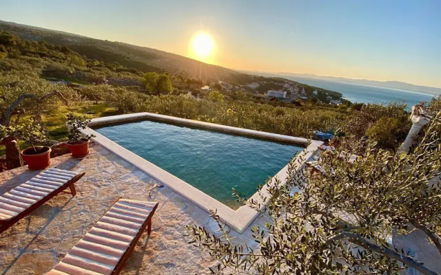 Villa Roza - One Bedroom With Swimming Pool