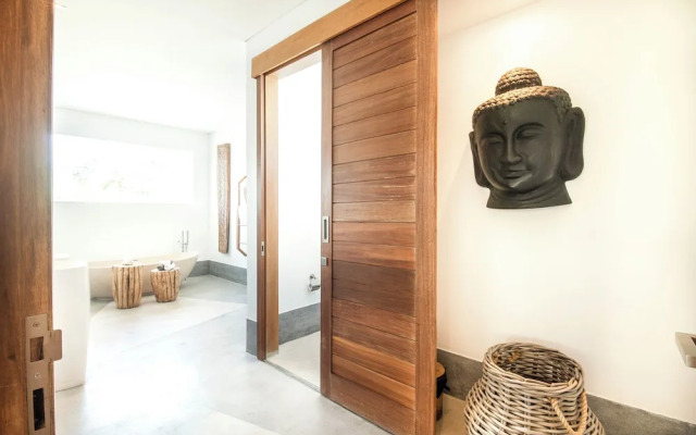 Niko2 · Marvelous 5 Bedroom Villa Close to Finns
