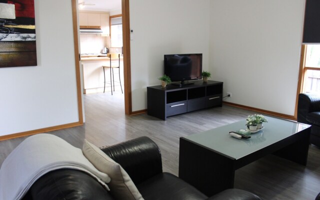 Australian Home Away @ East Doncaster George