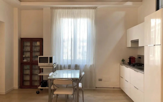 cozy and Bright Flat in Isola- Pergola 4
