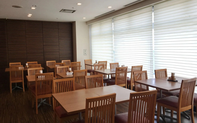 Hiyori Hotel Osaka Suminoekoen Station