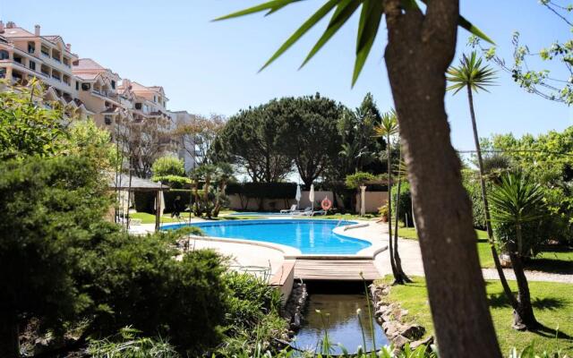 Luxury Apartment near Cascais Town & Marina