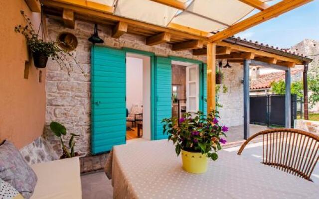 Apartment Delight City