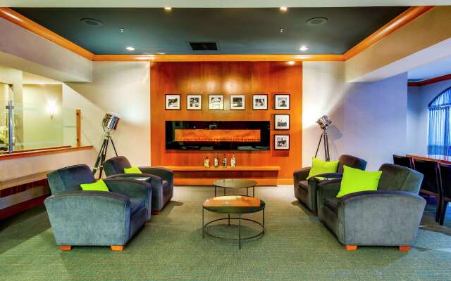 Embassy Suites Louisville East