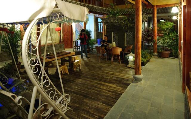 Lijiang Sky Staring Comfort Inn