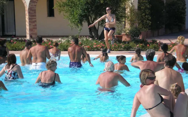 Le Terrazze Sul Lago Residence & Hotel