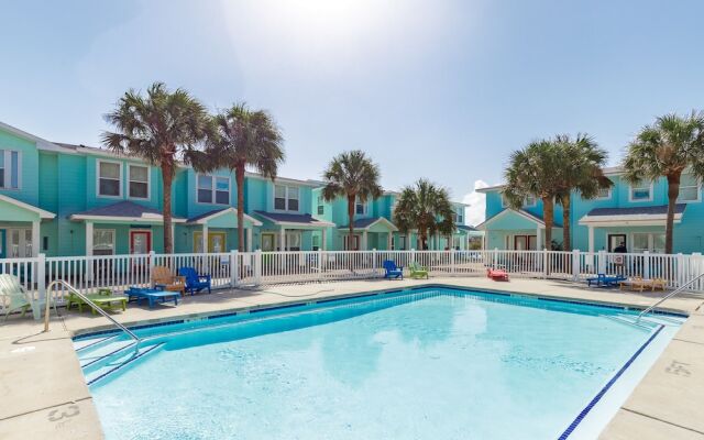 Resort Pool & Pet Friendly Sleeps 9