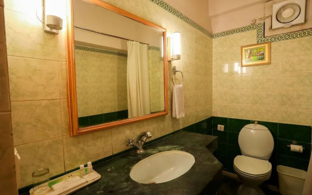 Hotel Classic Residency